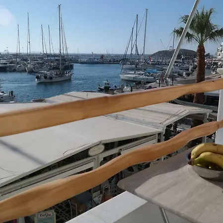 Seaview City Center Apartment