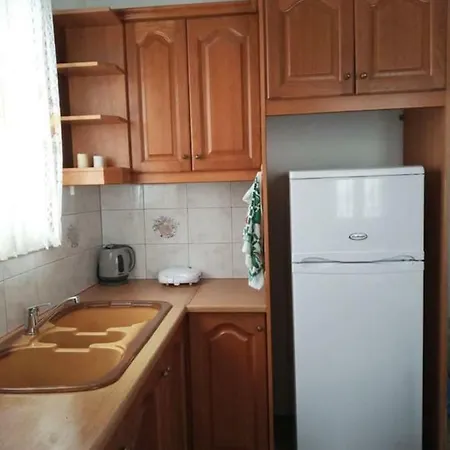 Seaview City Center Apartment